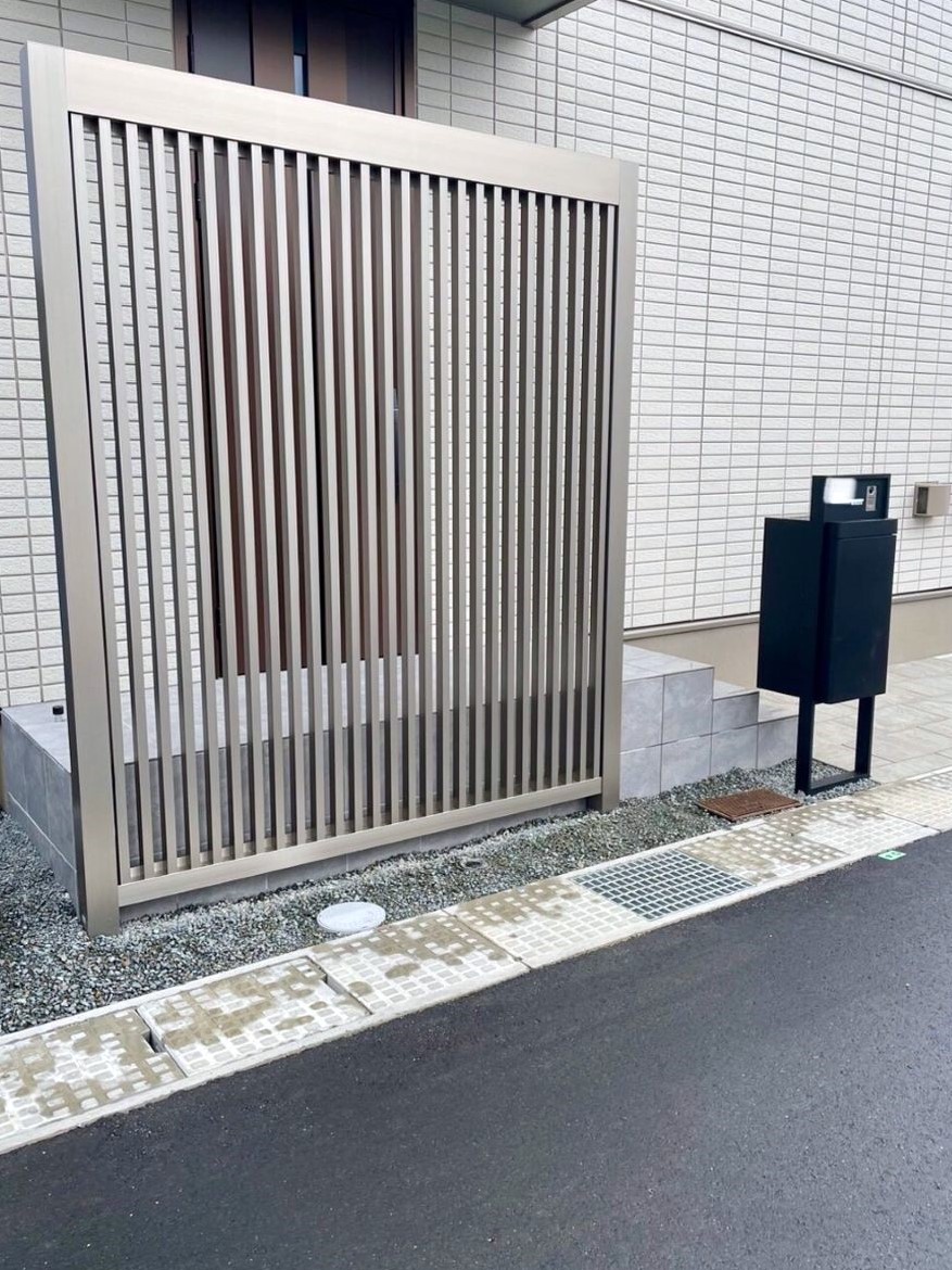 Gスクリーン縦格子